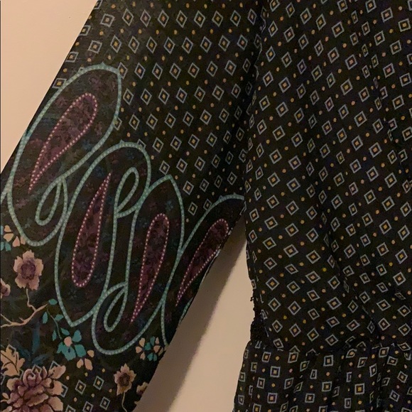 Charlotte Russe Long Sleeve Dress - Picture 3 of 4